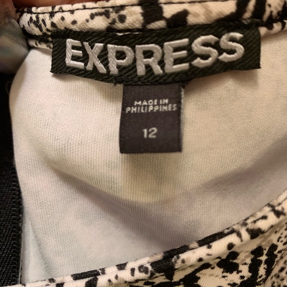 Express Python Print Peplum Dress - Picture 4 of 5